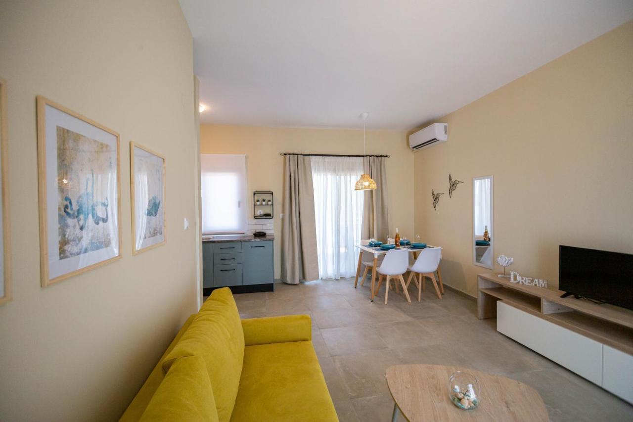 Varkes Suites 1 Неа-Потидеа Экстерьер фото
